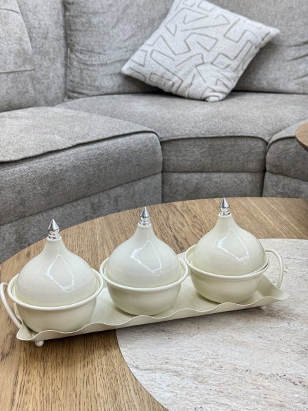 طقم معدن صينية مع 3 صحون