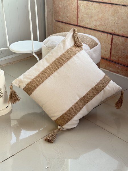 مخدة جاهزة حجم كبير