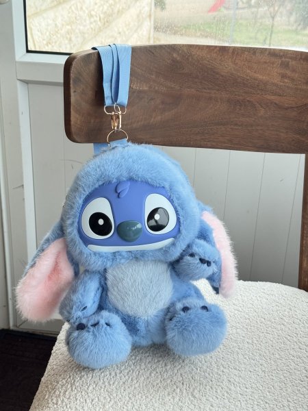 شنطة ستيتش ديزني