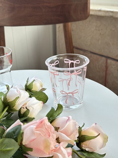 كوب فيونكة شفاف