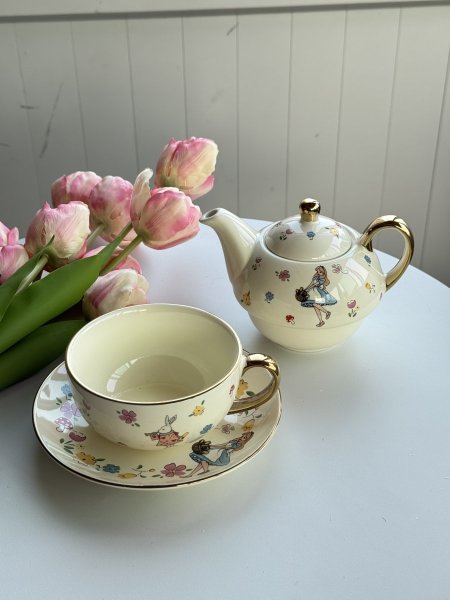 كوب الاميرة مع ابريق