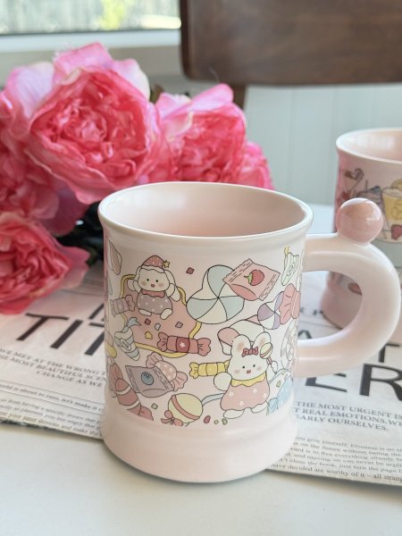 كوب برسومات نغشة