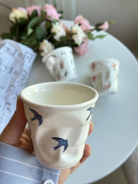 كوب مطعوج برسومات منوعة