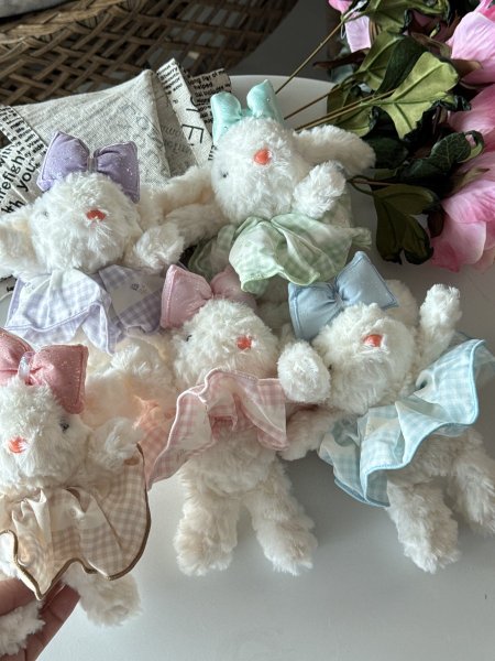 ميدالية ارنوب مع ربطة للشعر